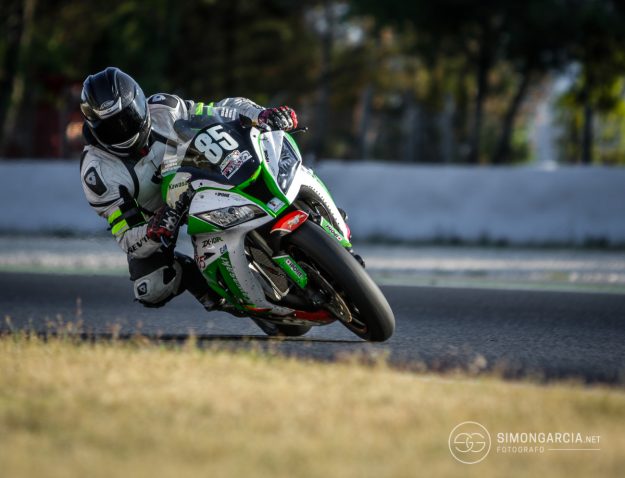 Fotografia deportiva 24h-Montmelo-motociclismo-38-SG1646_8912