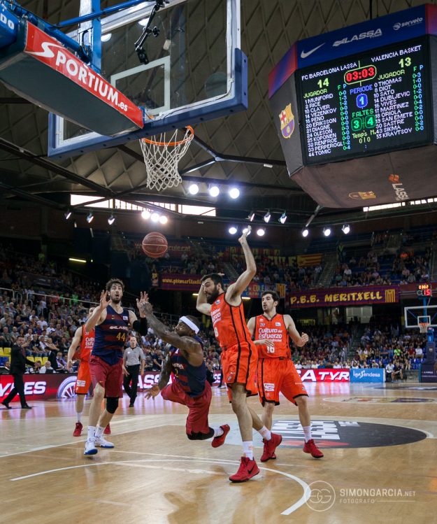 Fotografia deportiva FCBarcelona-Lassa-Valencia-Basket-21-SG1730_9699